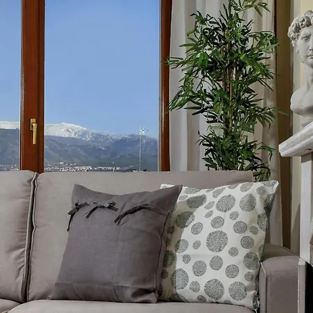 Chezmoihomes The Best Ultimate Luxury Penthouse-2